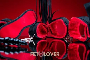 Browse Fetish Singles Near You on FETLover.com/Lesbian