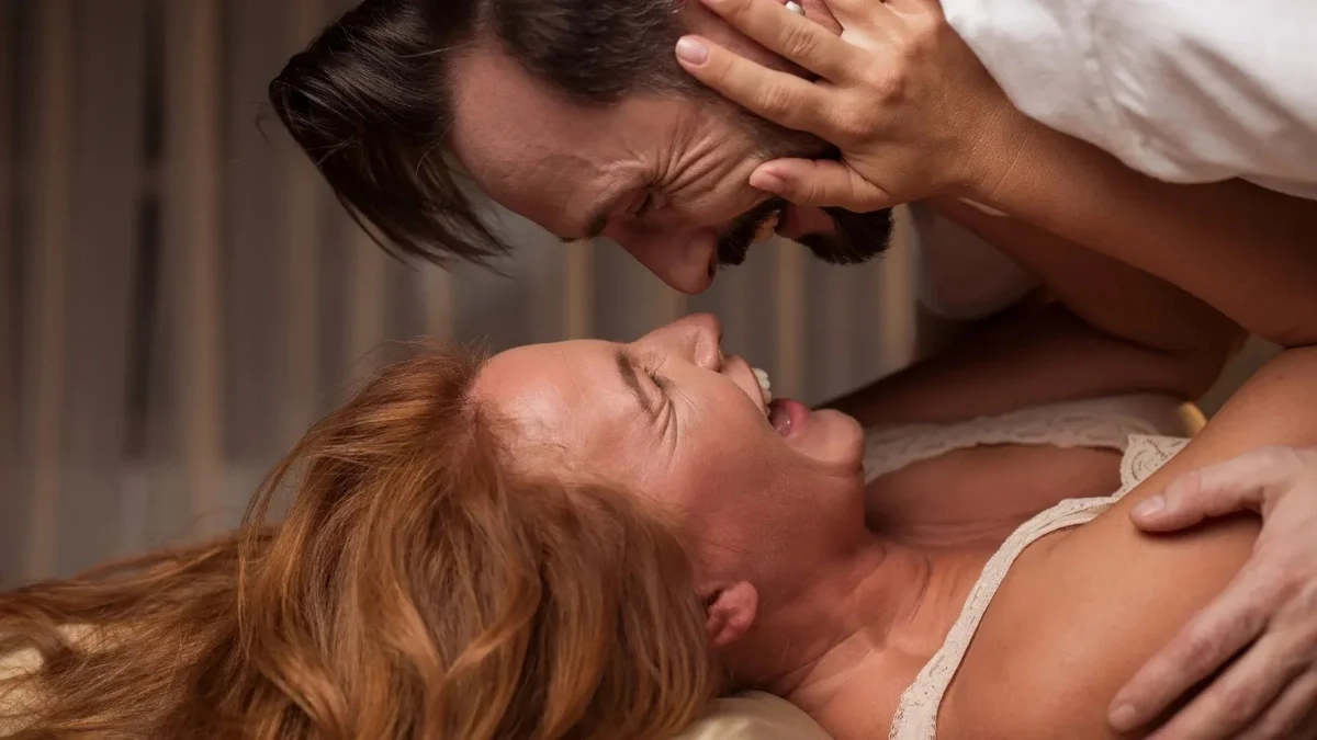 How Honest Should You Be on Dating Apps About Swinging?