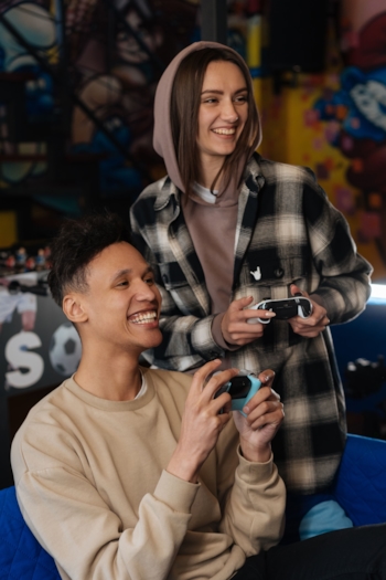 Gaming singles in Dundee