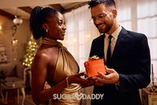 Beautiful woman receiving gifts from her sugar daddy - Sugardaddy.Singles