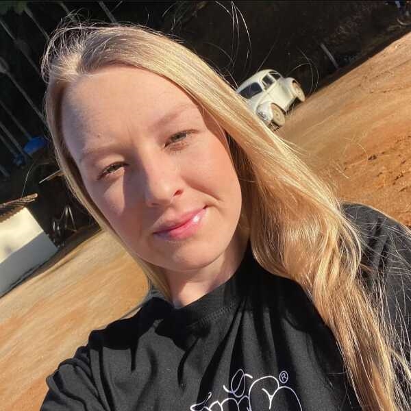 Debra12 profile photo
