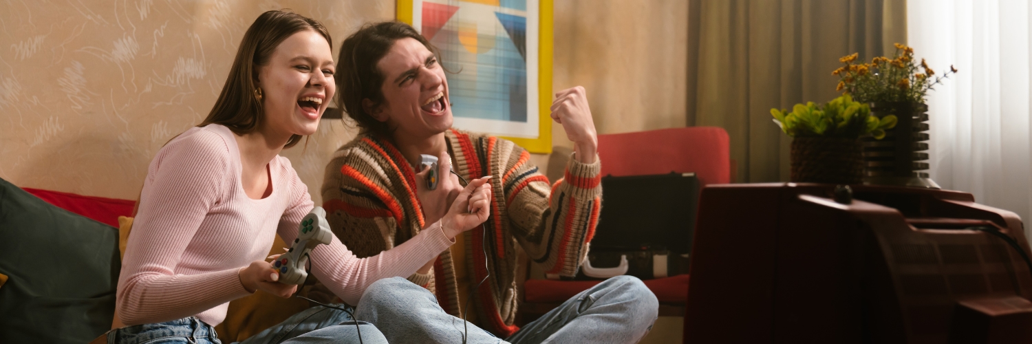 The Do’s and Don’ts of Dating Another Gamer