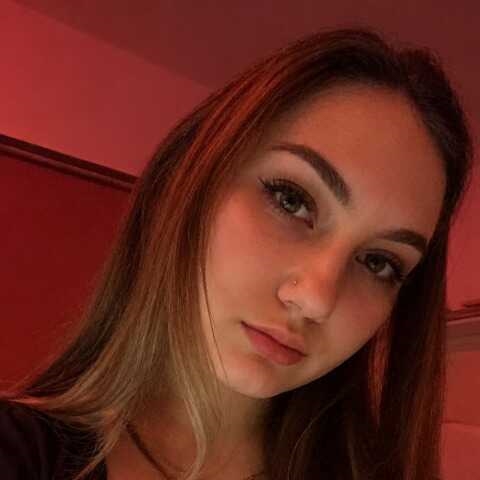 Jucy Ella