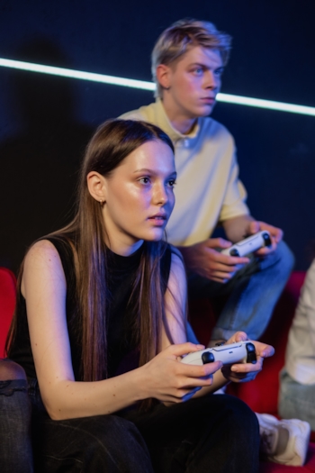 Gaming singles in Macclesfield