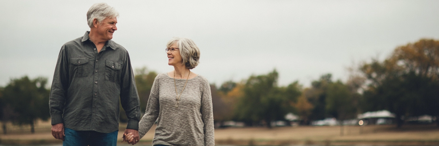 A beautiful skyline of Dallas illuminating the night, symbolizing hope and connection in the pursuit of meaningful relationships.