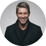 Cam, Community Lead at TheAdultHub