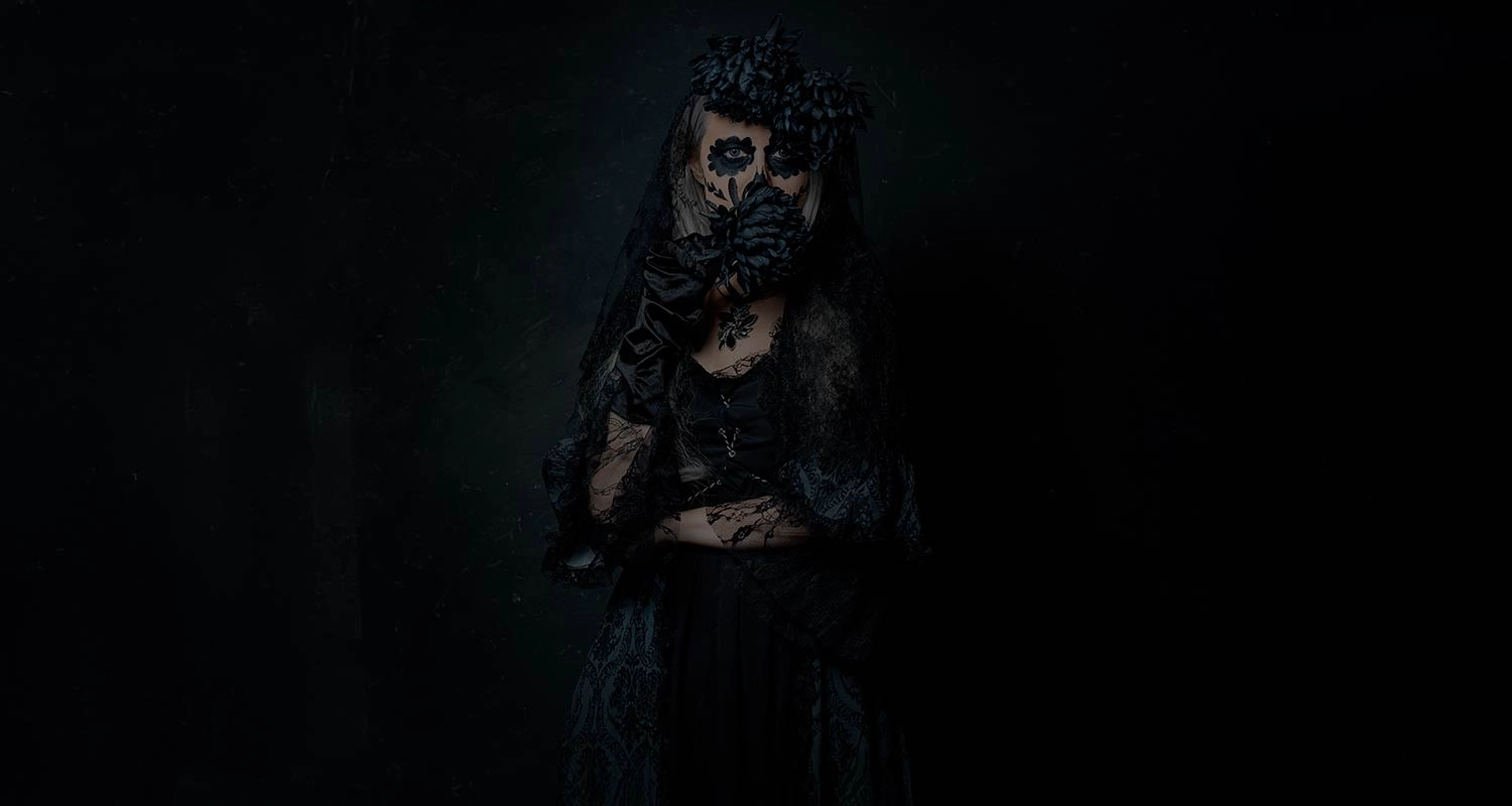 Gothic Loving Singles looking for fun and a first date on GOTHLover.com app