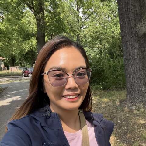 StunningVolunteer67