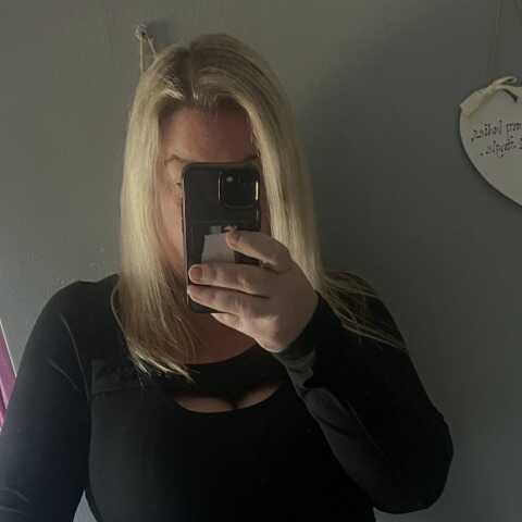Embigboobs
