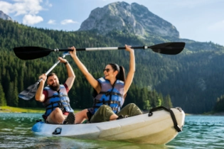 single kayaking dating