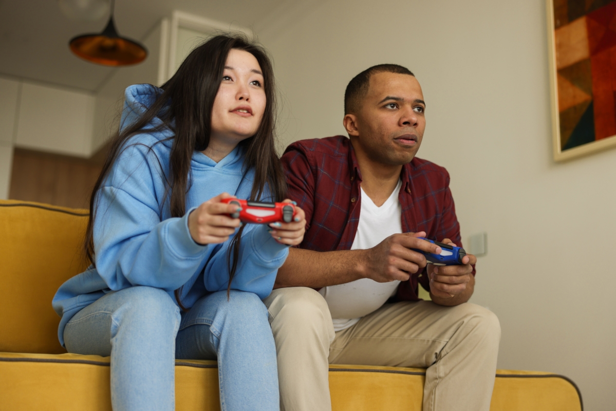 Free vs Premium on Gamers Dating: What's the Difference?